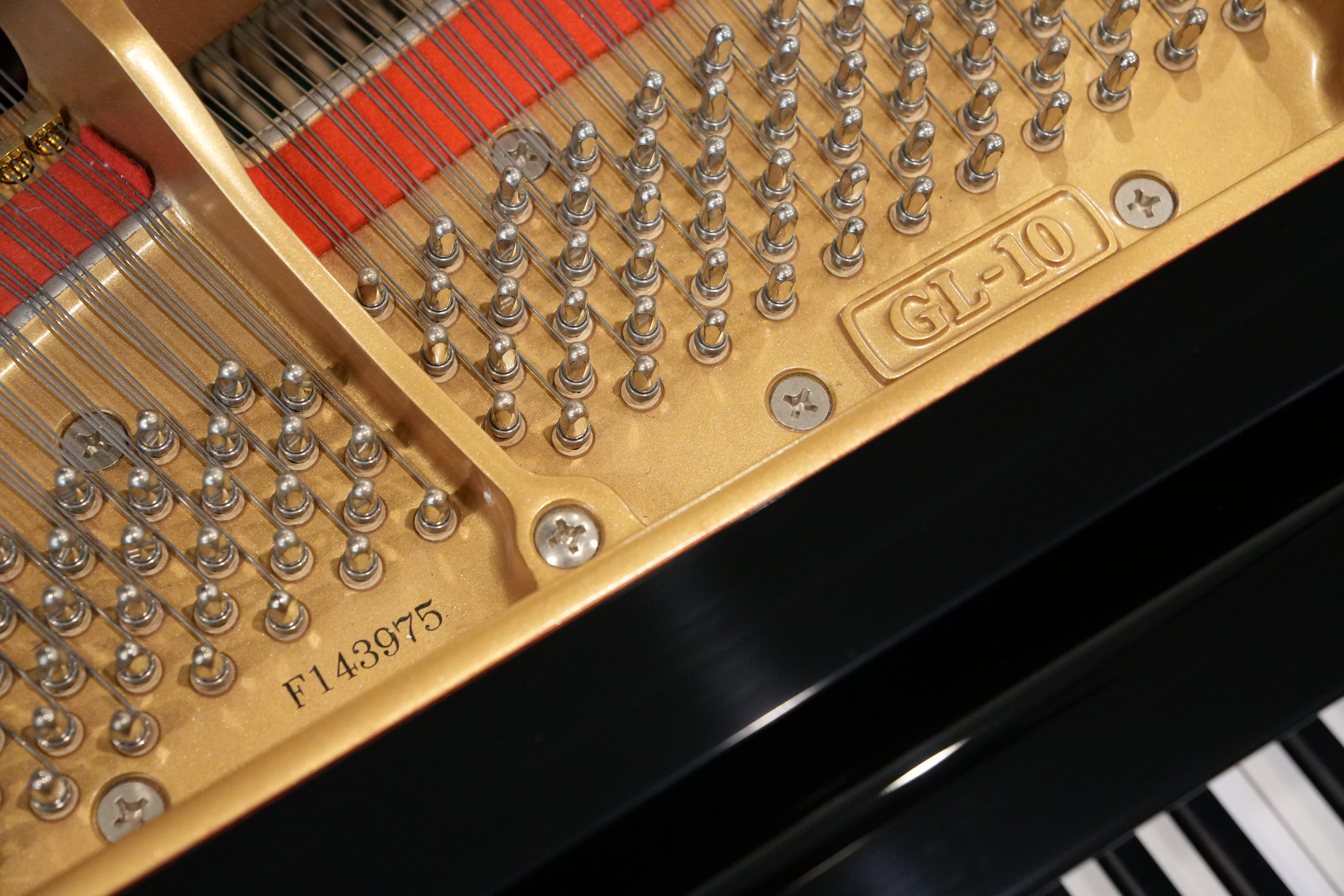 Kawai GL-10 Grand Piano in Black Polyester – Gallery image – Roberts Pianos Houston
