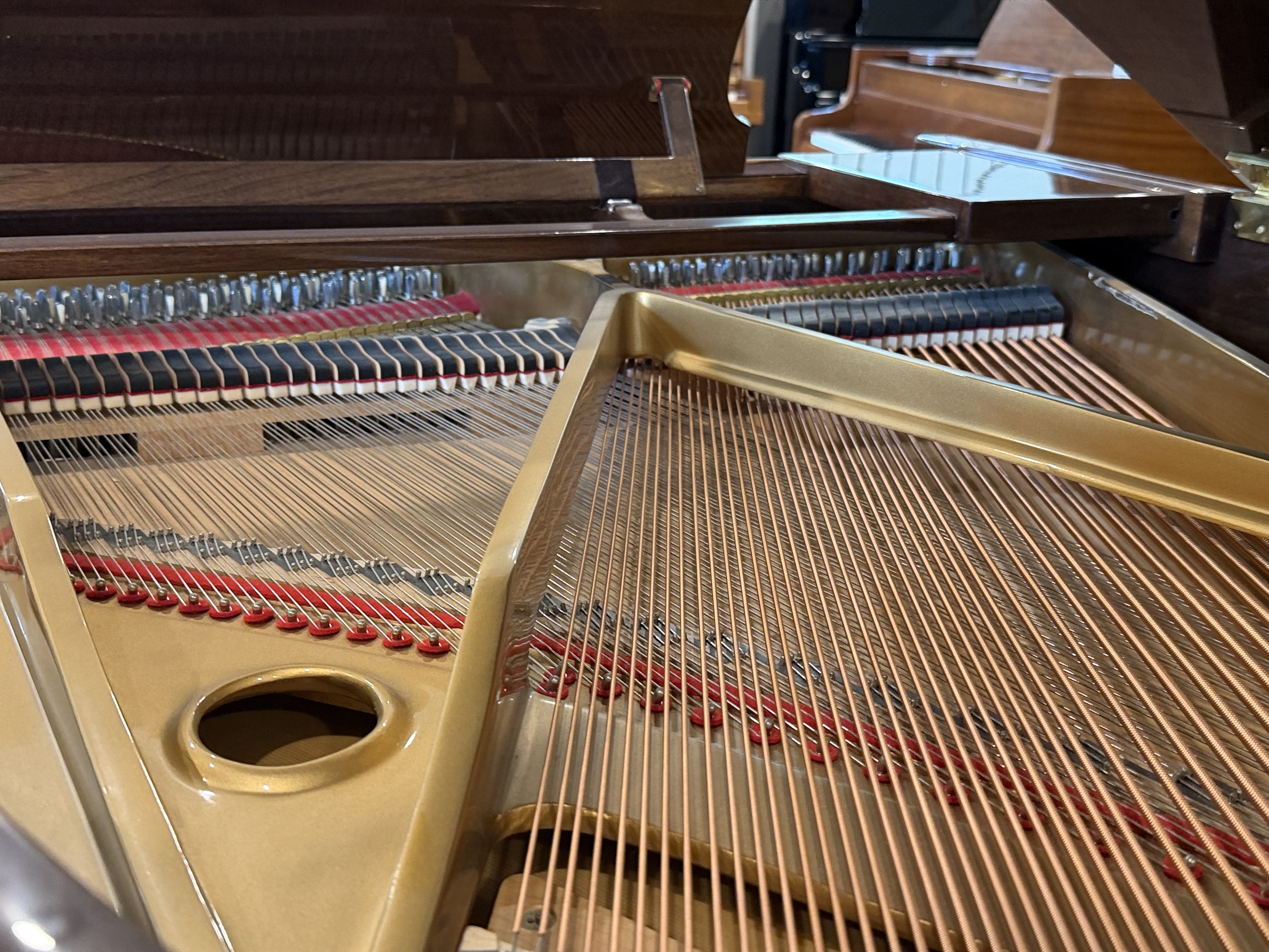 Pearl River GP142 in Mahogany – Gallery image – Roberts Pianos Houston