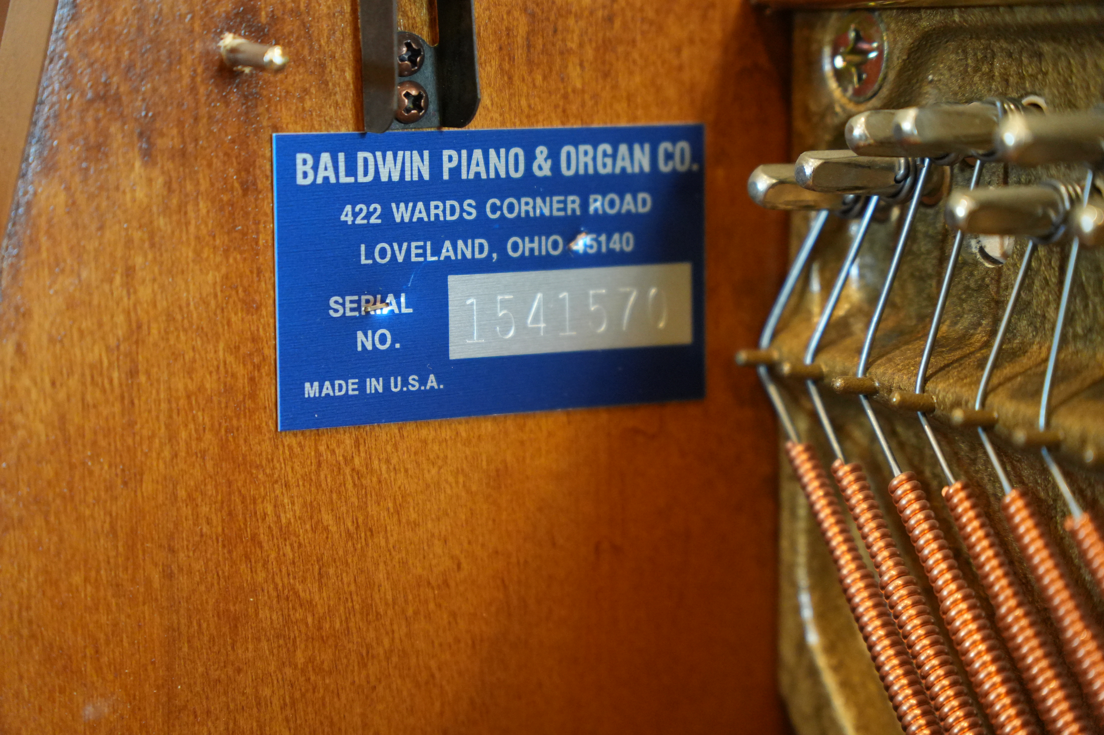 Baldwin 665 Country Oak in Oak – Gallery image – Roberts Pianos Houston