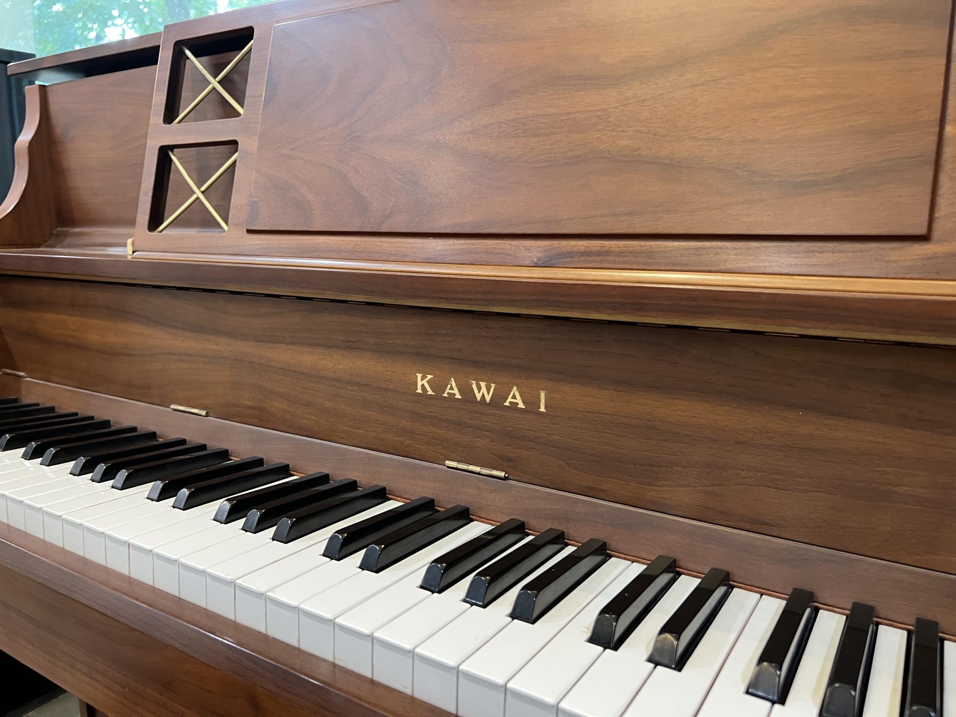 Kawai 701 Upright Piano – Gallery image – Roberts Pianos Houston