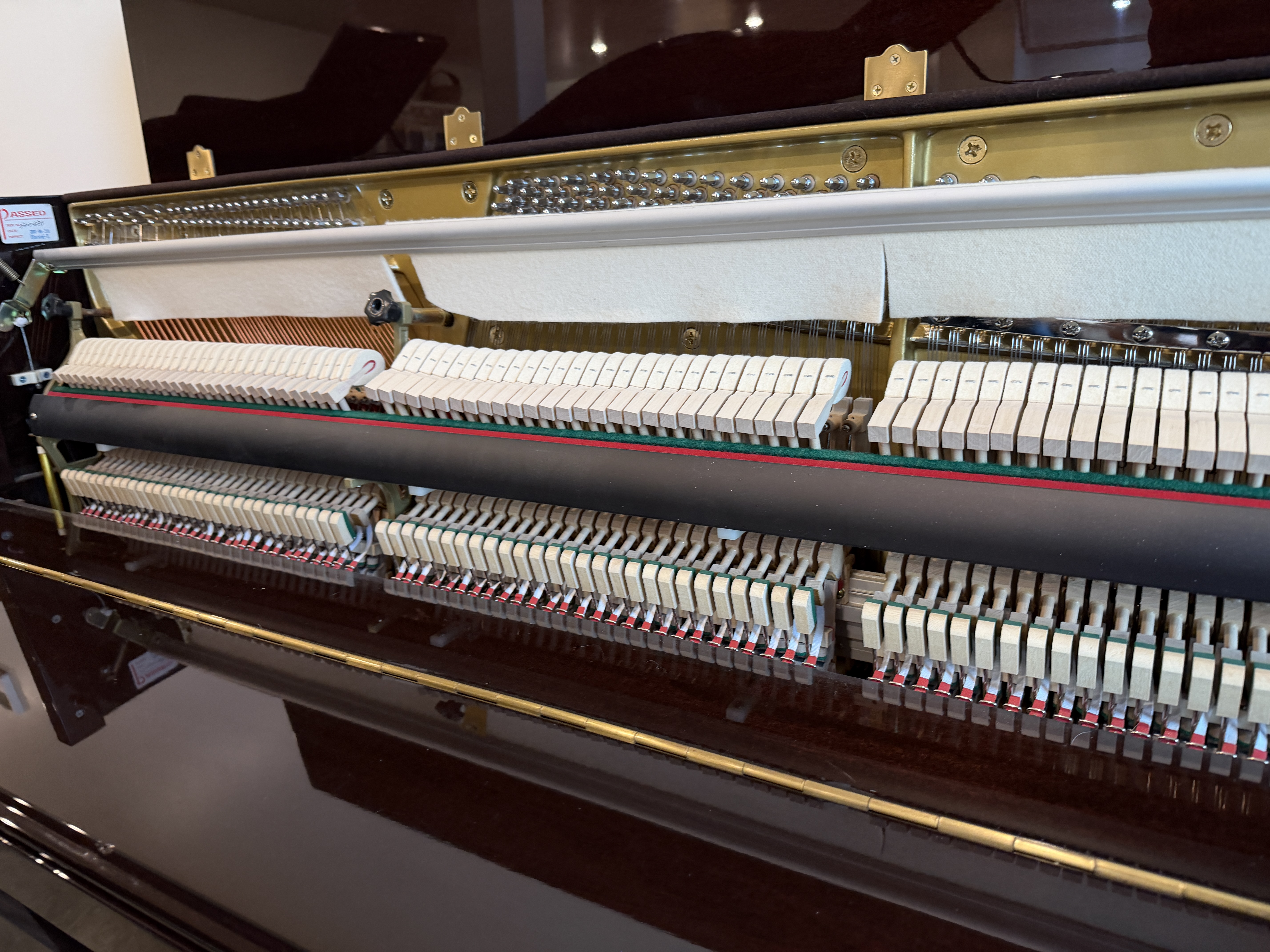 Hardman Upright Piano in Mahogany – Gallery image – Roberts Pianos Houston