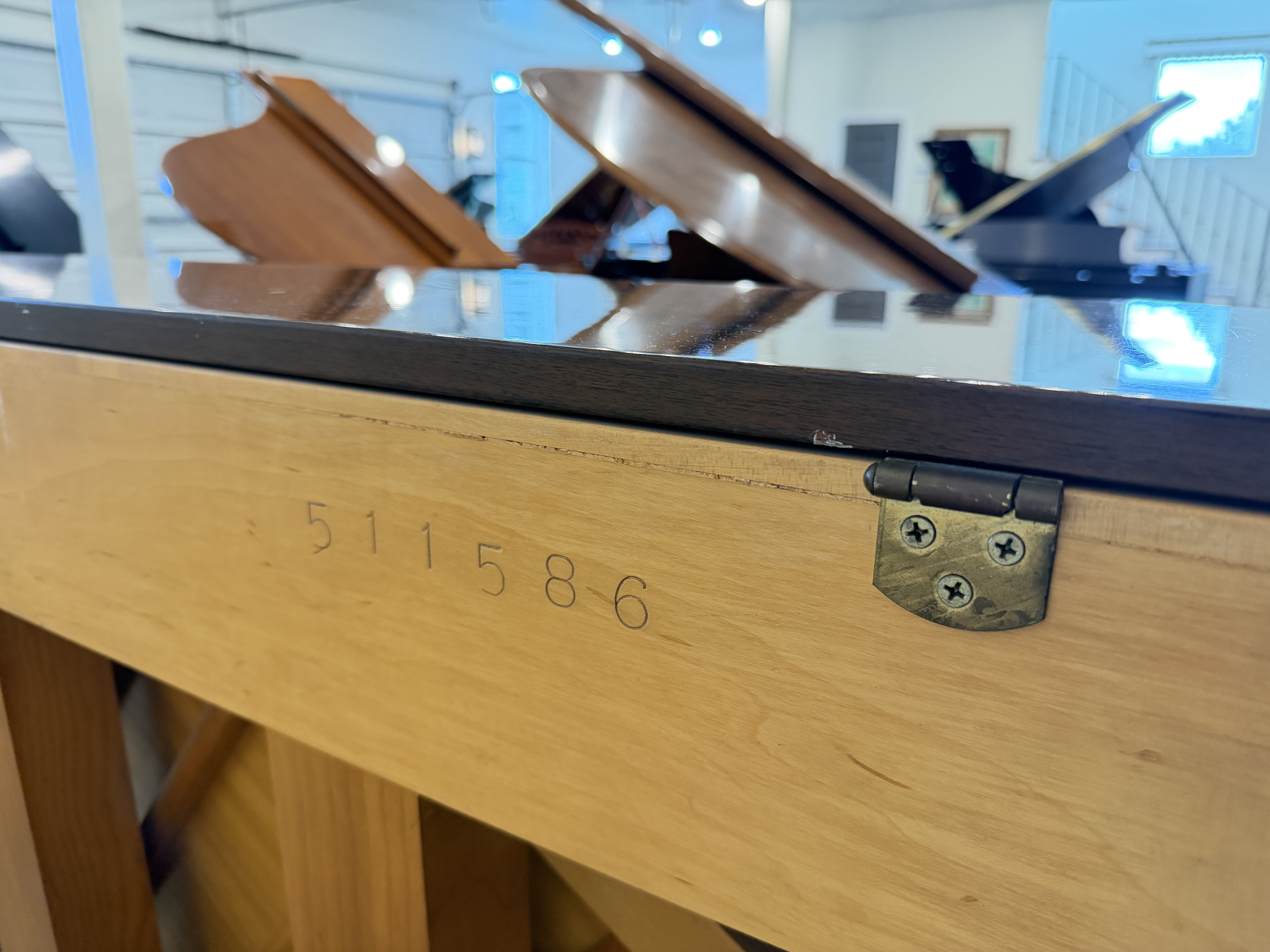 Charles Walter Upright Piano in Mahogany – Gallery image – Roberts Pianos Houston