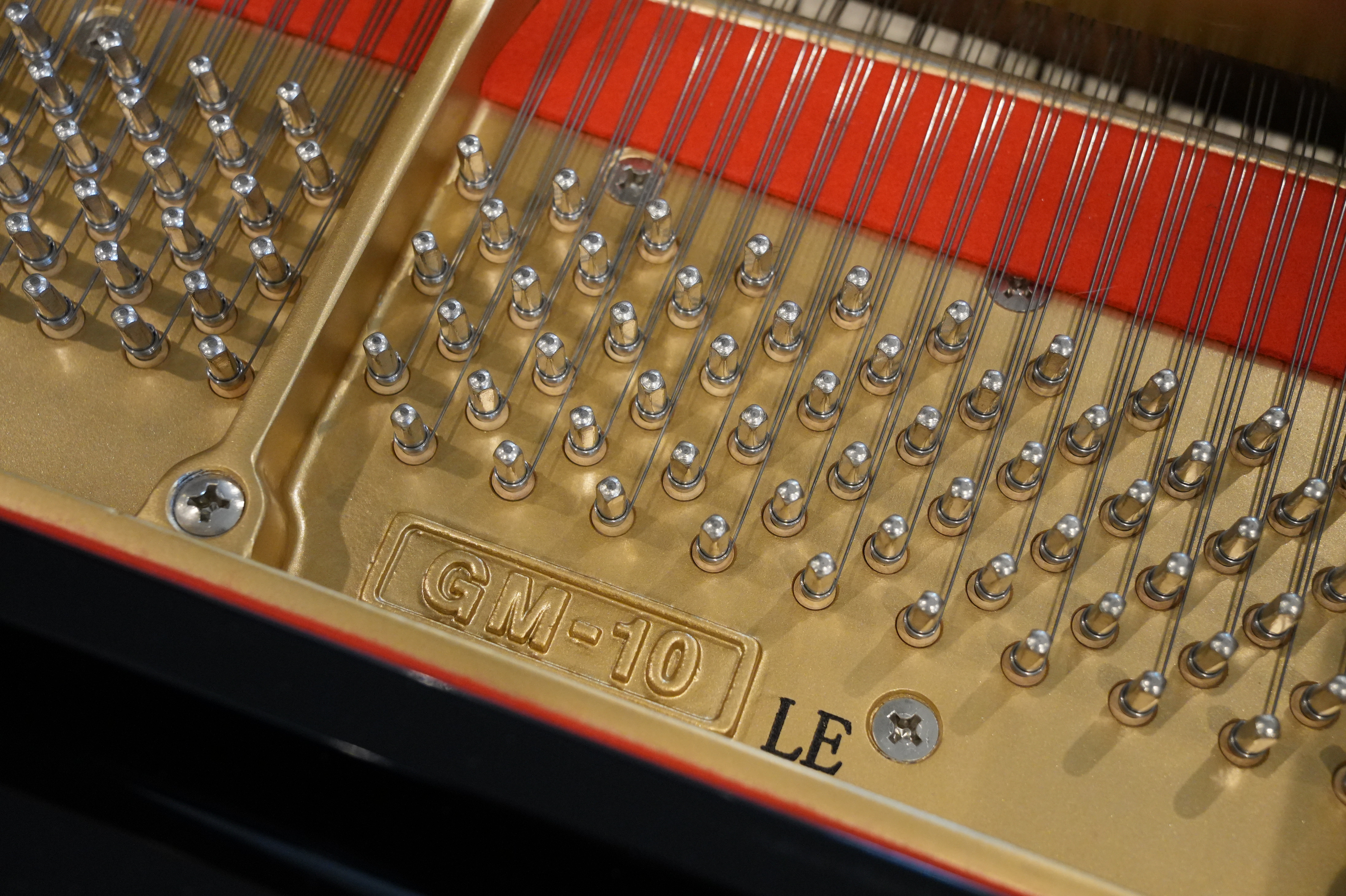 Kawai GM-10LE Grand Piano in Ebony Polyester – Gallery image – Roberts Pianos Houston