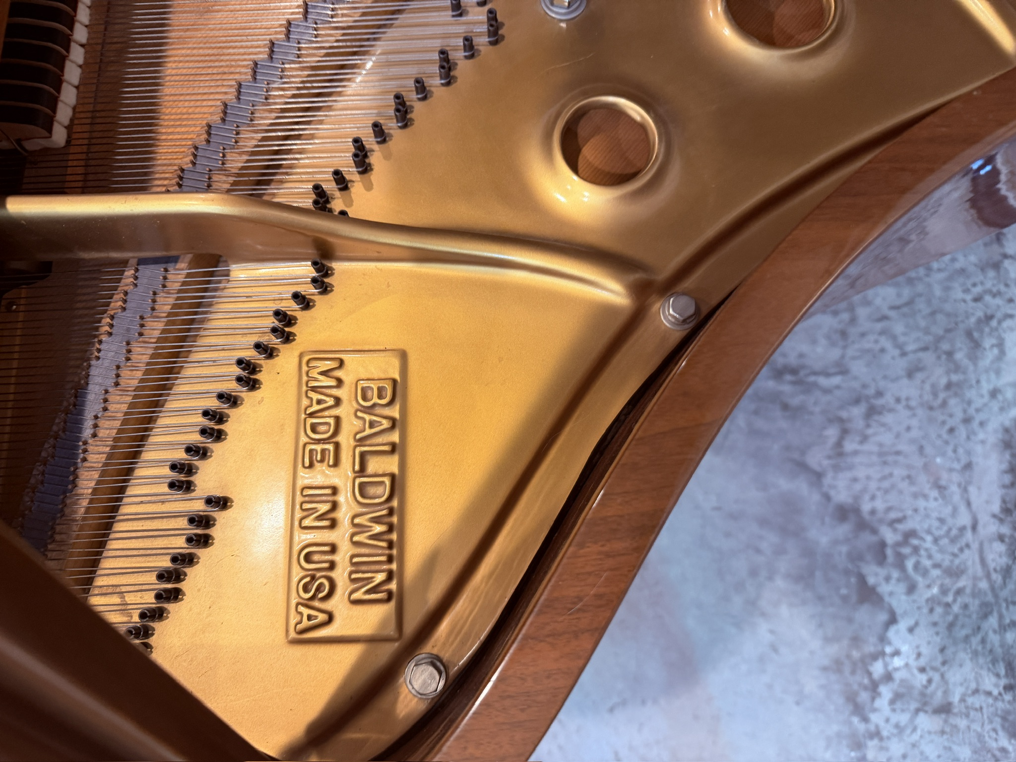 Baldwin Model M Grand Piano in Walnut – Gallery image – Roberts Pianos Houston