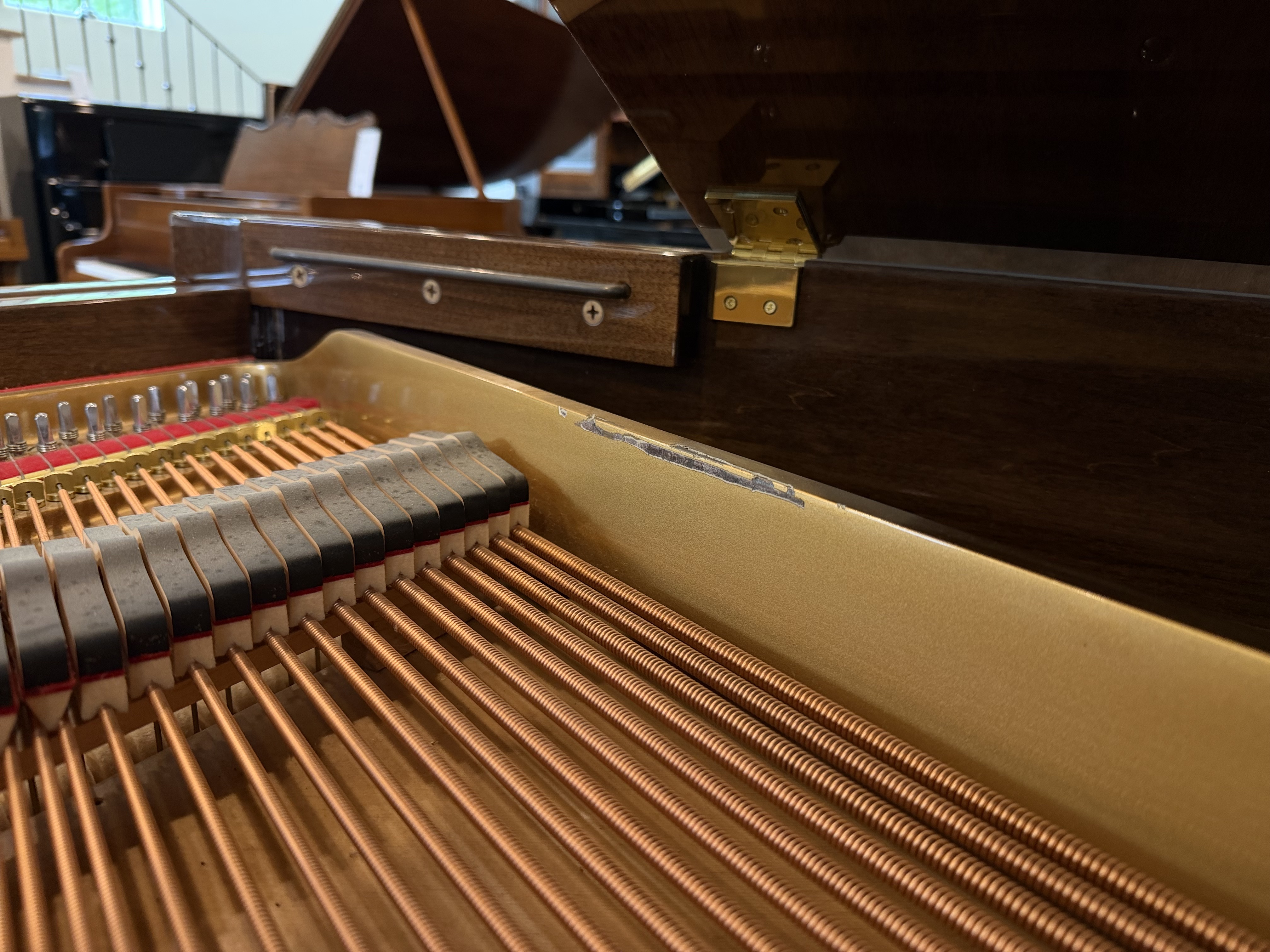 Pearl River GP142 in Mahogany – Gallery image – Roberts Pianos Houston