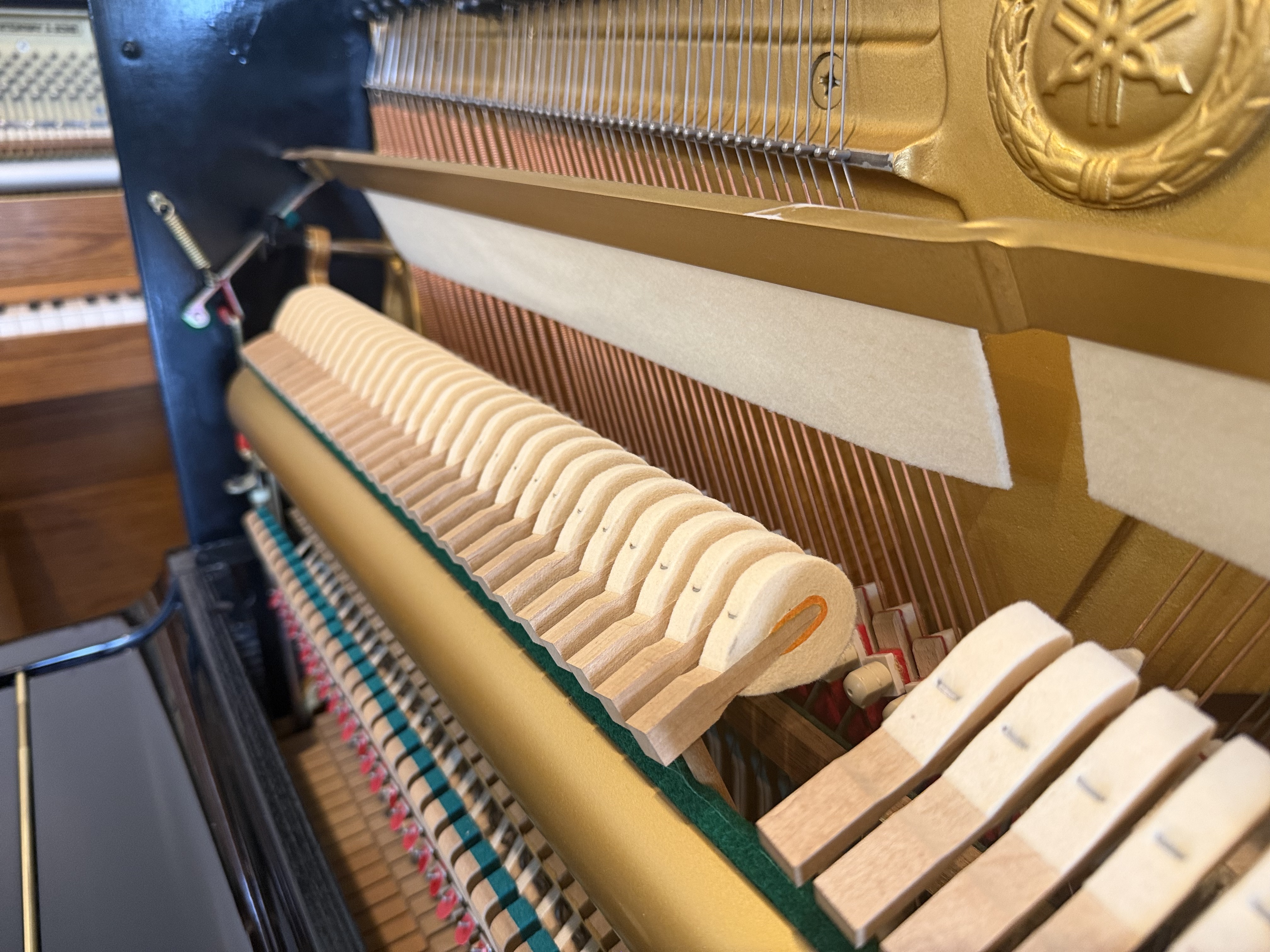 Yamaha U1 Upright Piano in Black Polyester – Gallery image – Roberts Pianos Houston