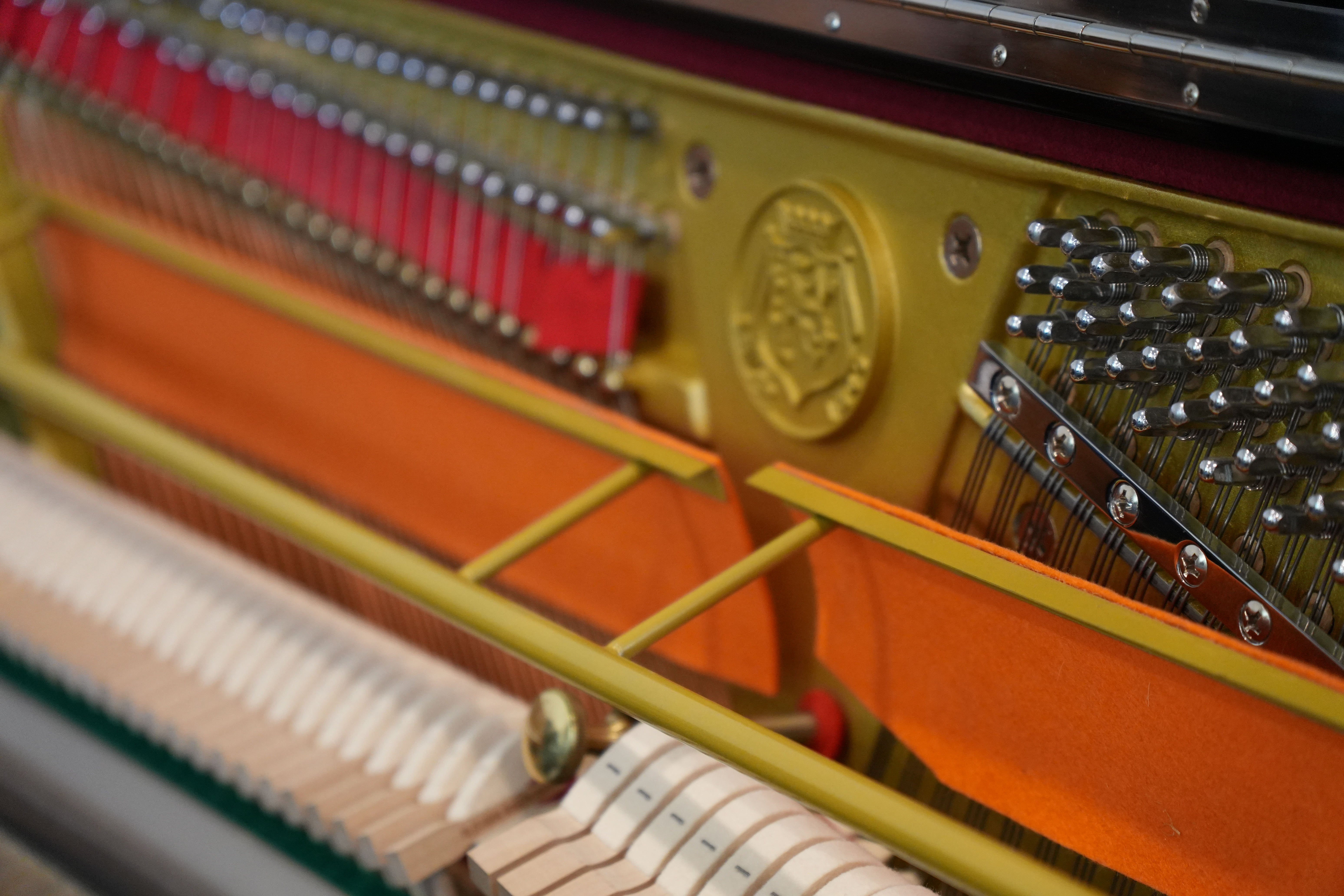 Johannes Seiler GS122 E/P Upright Piano in Black polyester – Gallery image – Roberts Pianos Houston
