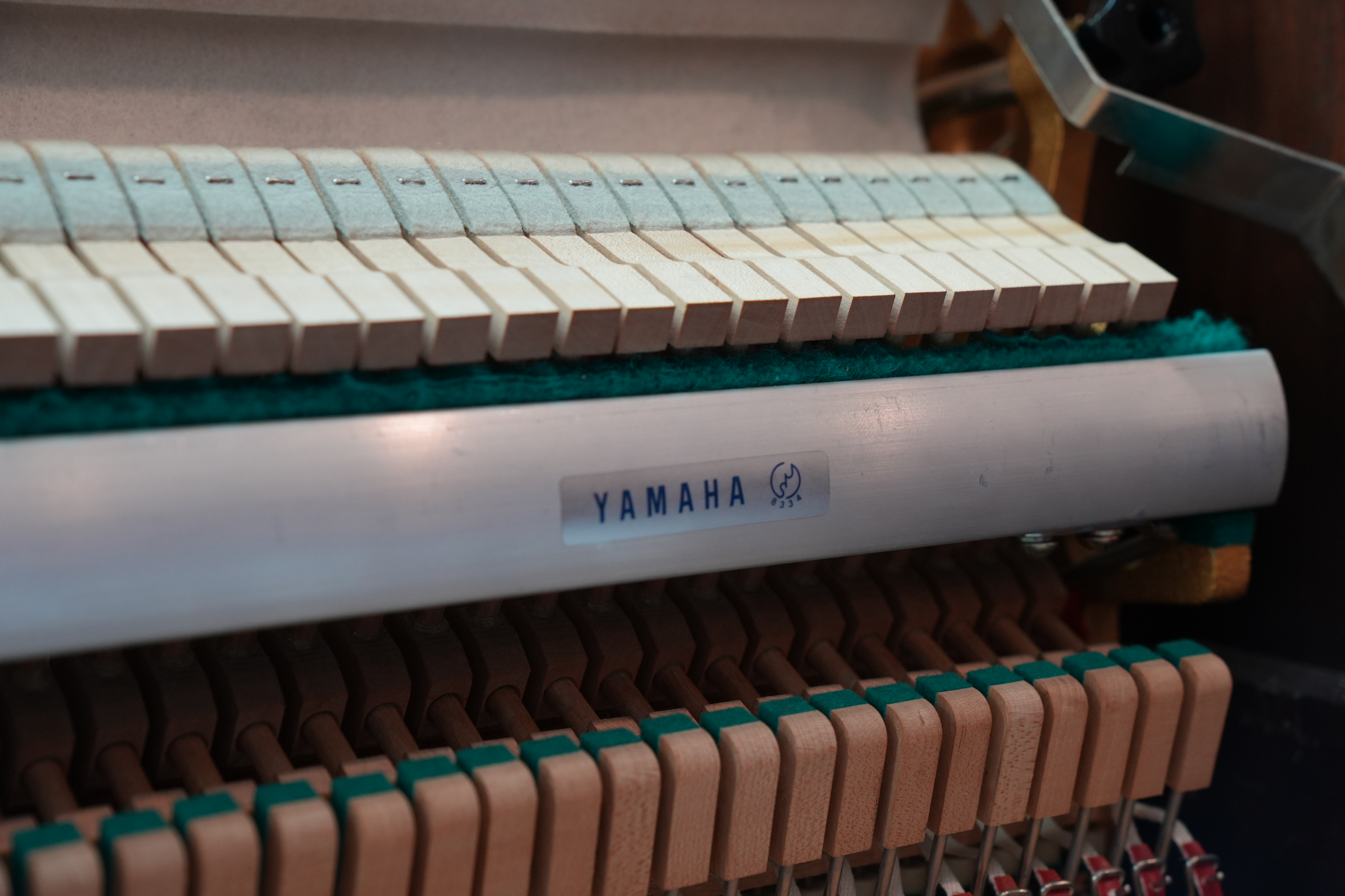 Yamaha Upright Piano in Walnut – Gallery image – Roberts Pianos Houston