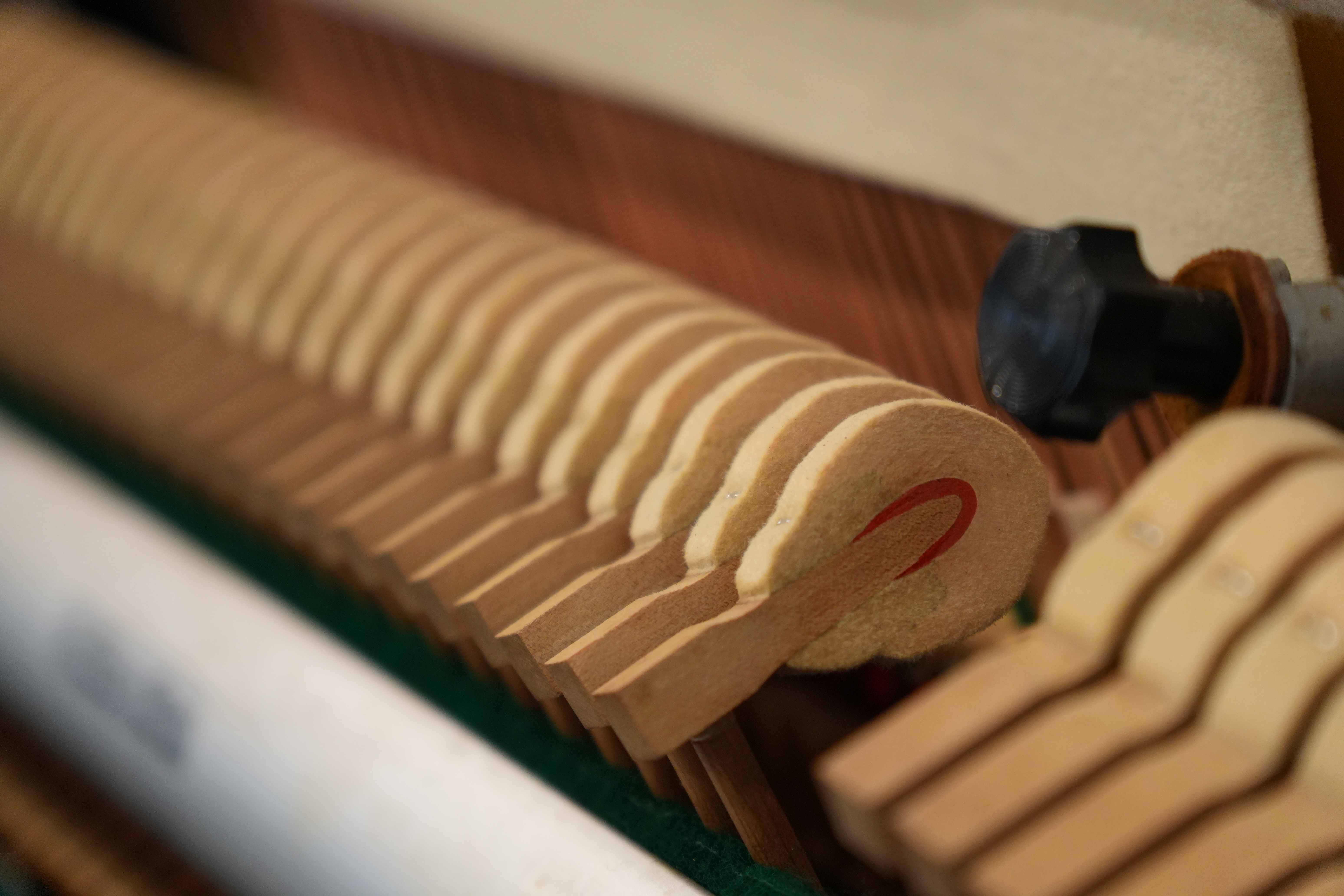 Kawai BL-71 Upright Piano – Gallery image – Roberts Pianos Houston
