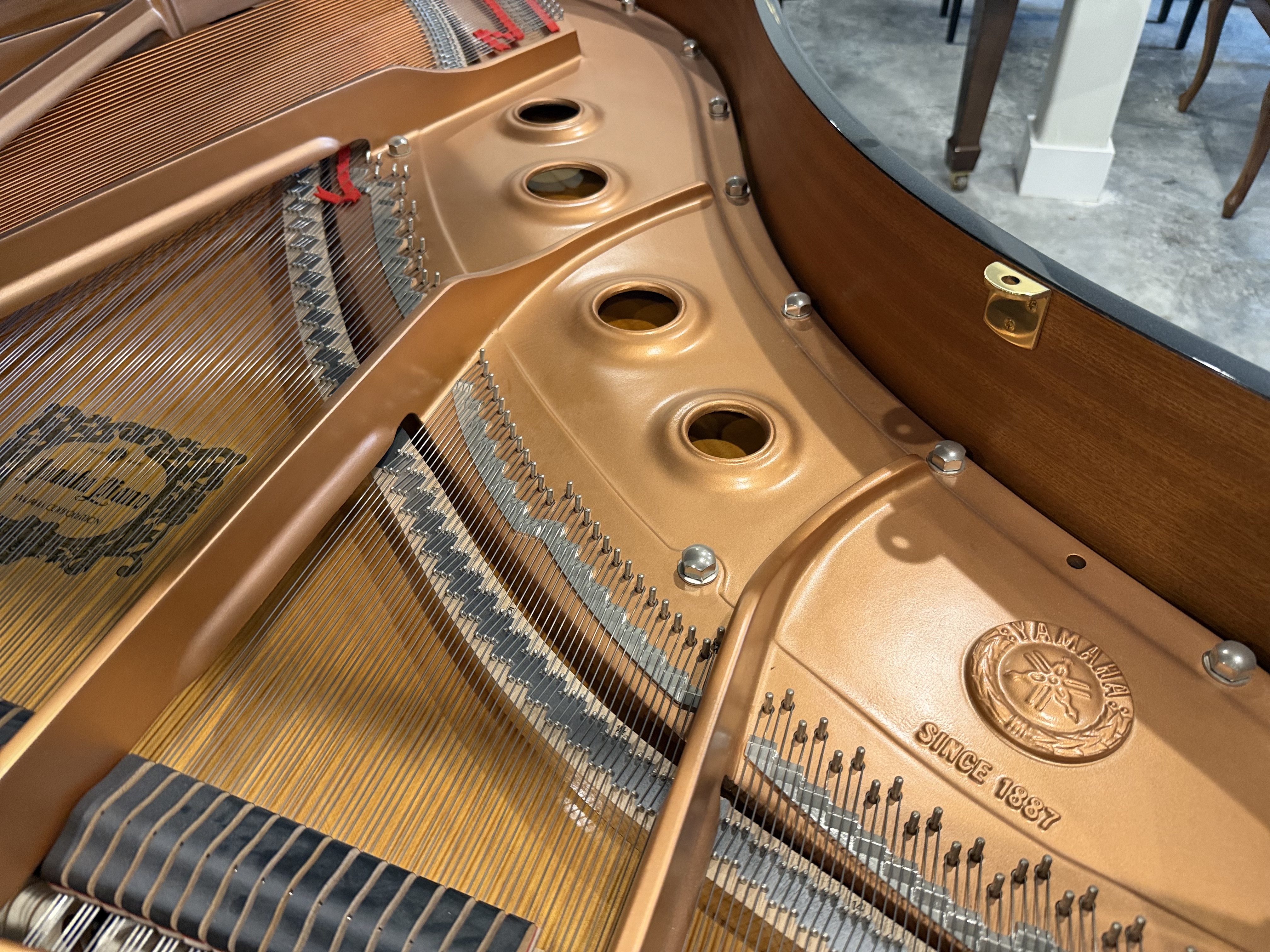 Yamaha C2 Grand Piano in Black Polyester – Gallery image – Roberts Pianos Houston