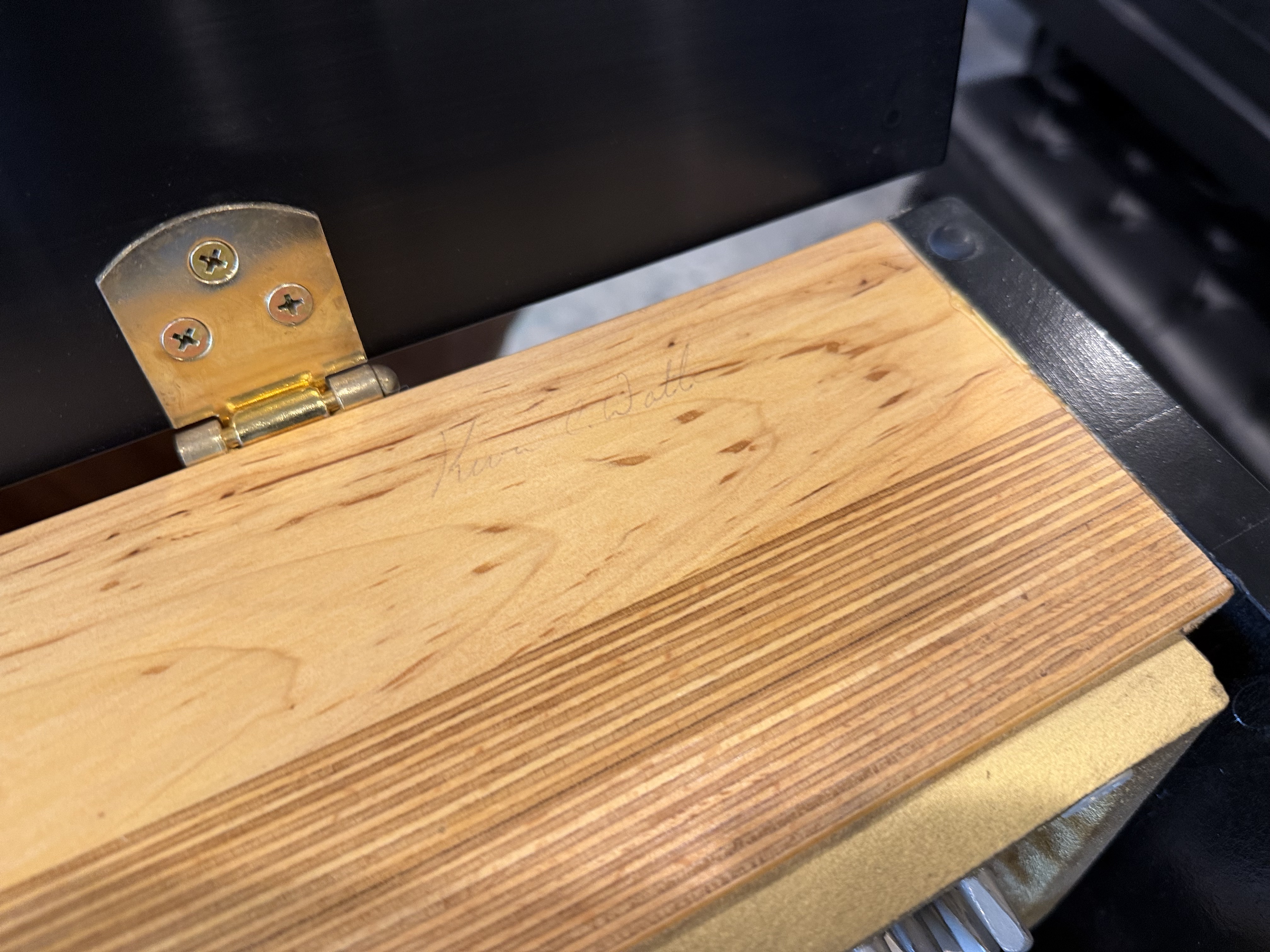 Quality Renner action