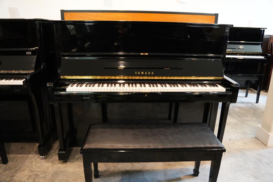 Yamaha U1 Upright Piano in Black Polyester – Featured image – Roberts Pianos Houston