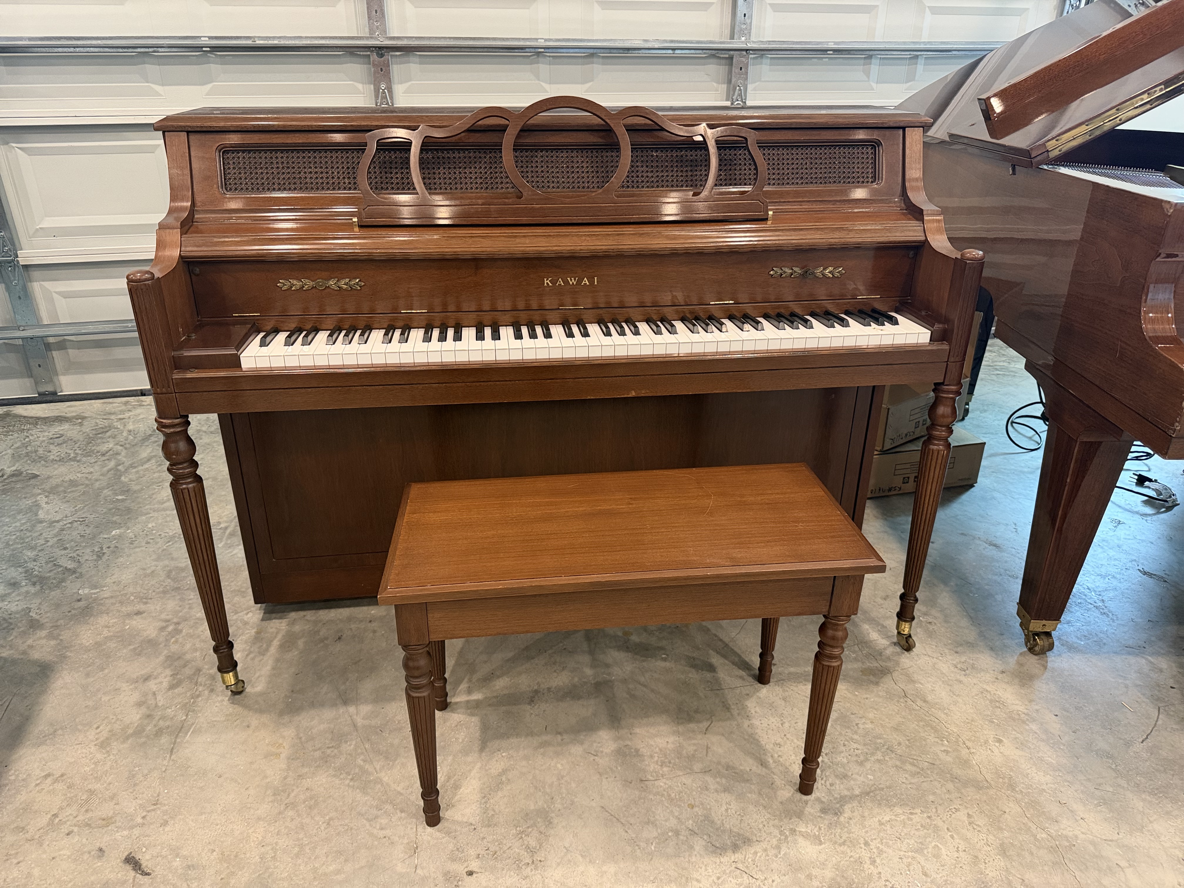 Kawai 708-T Upright Piano – Featured image – Roberts Pianos Houston