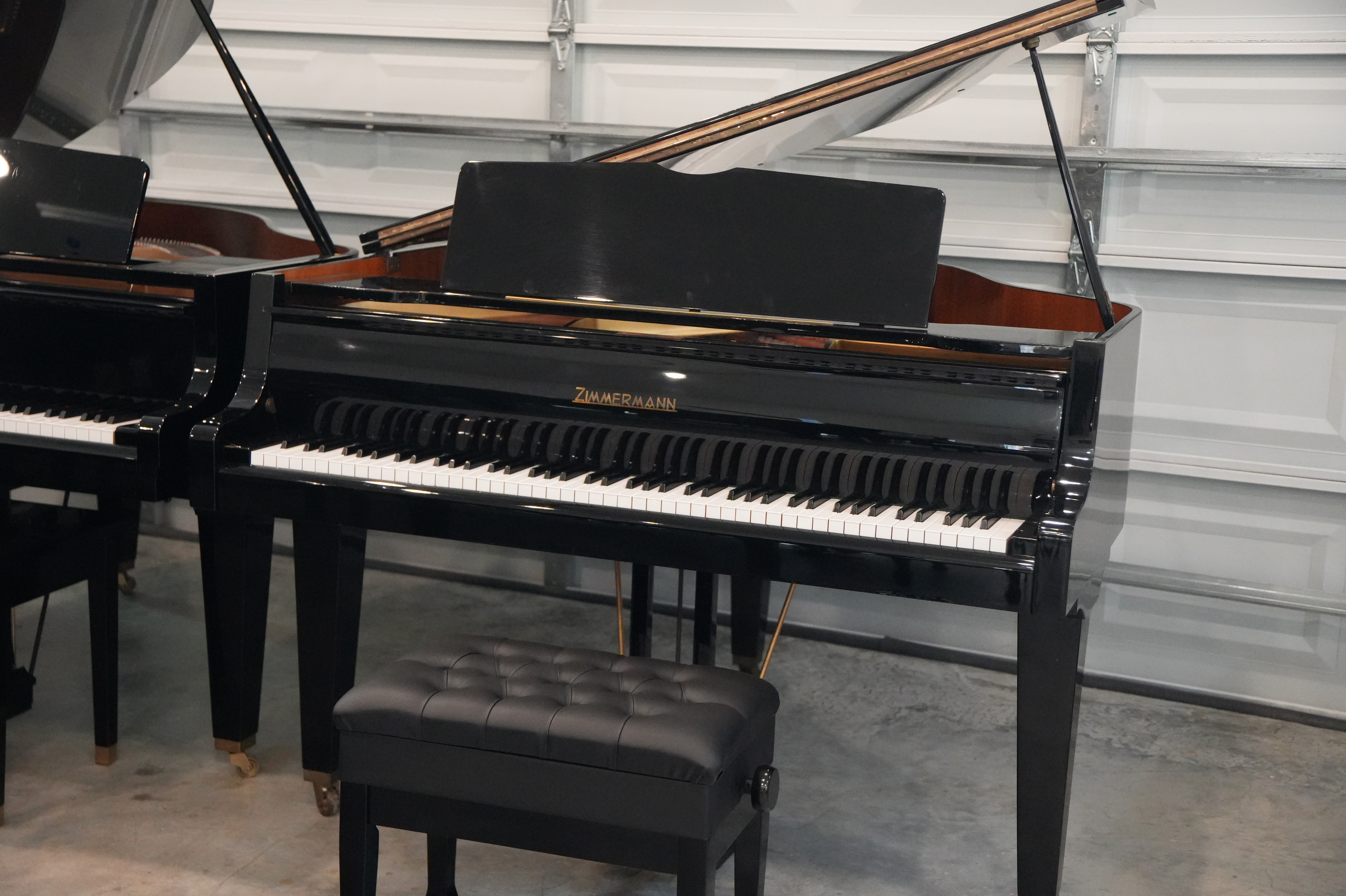 Zimmermann Grand Piano in Ebony – Similar instrument – Roberts Pianos Houston