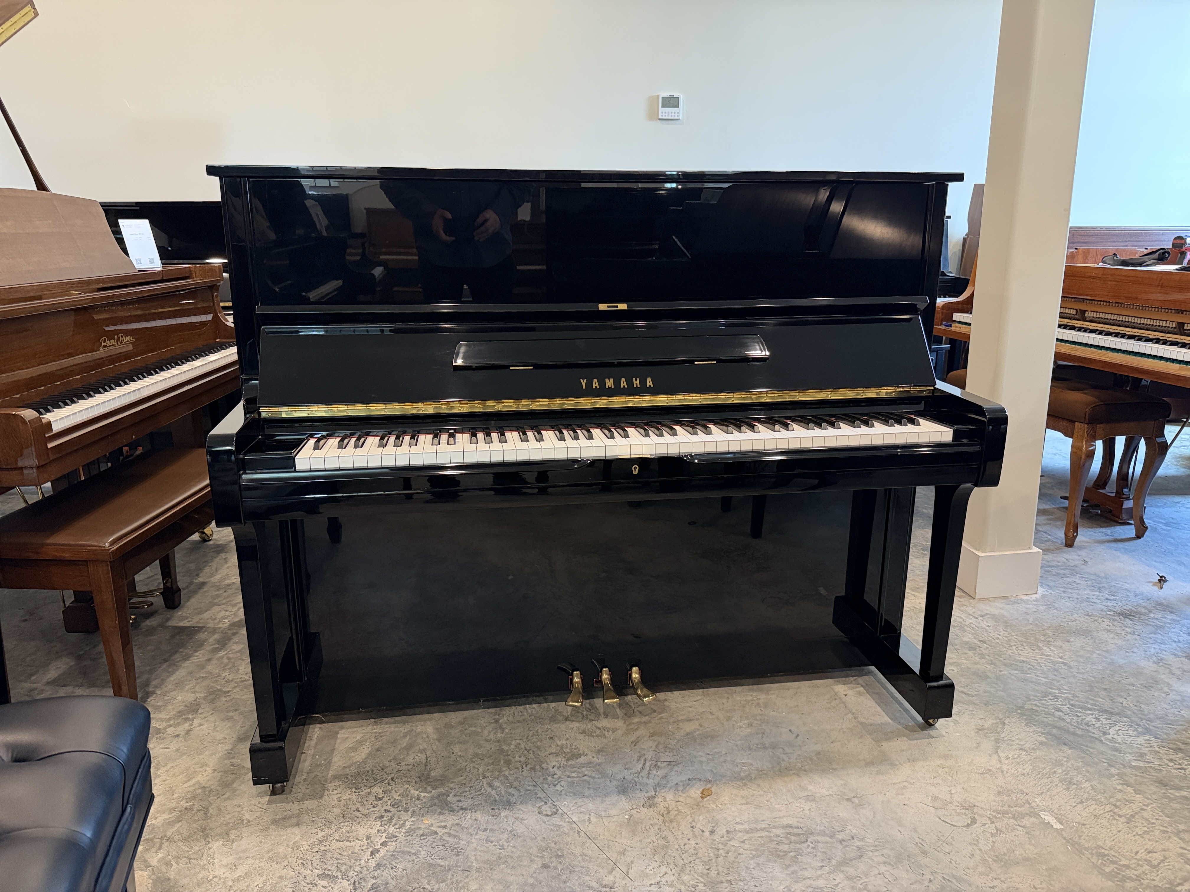Yamaha U1 Upright Piano in Black Polyester – Featured image – Roberts Pianos Houston