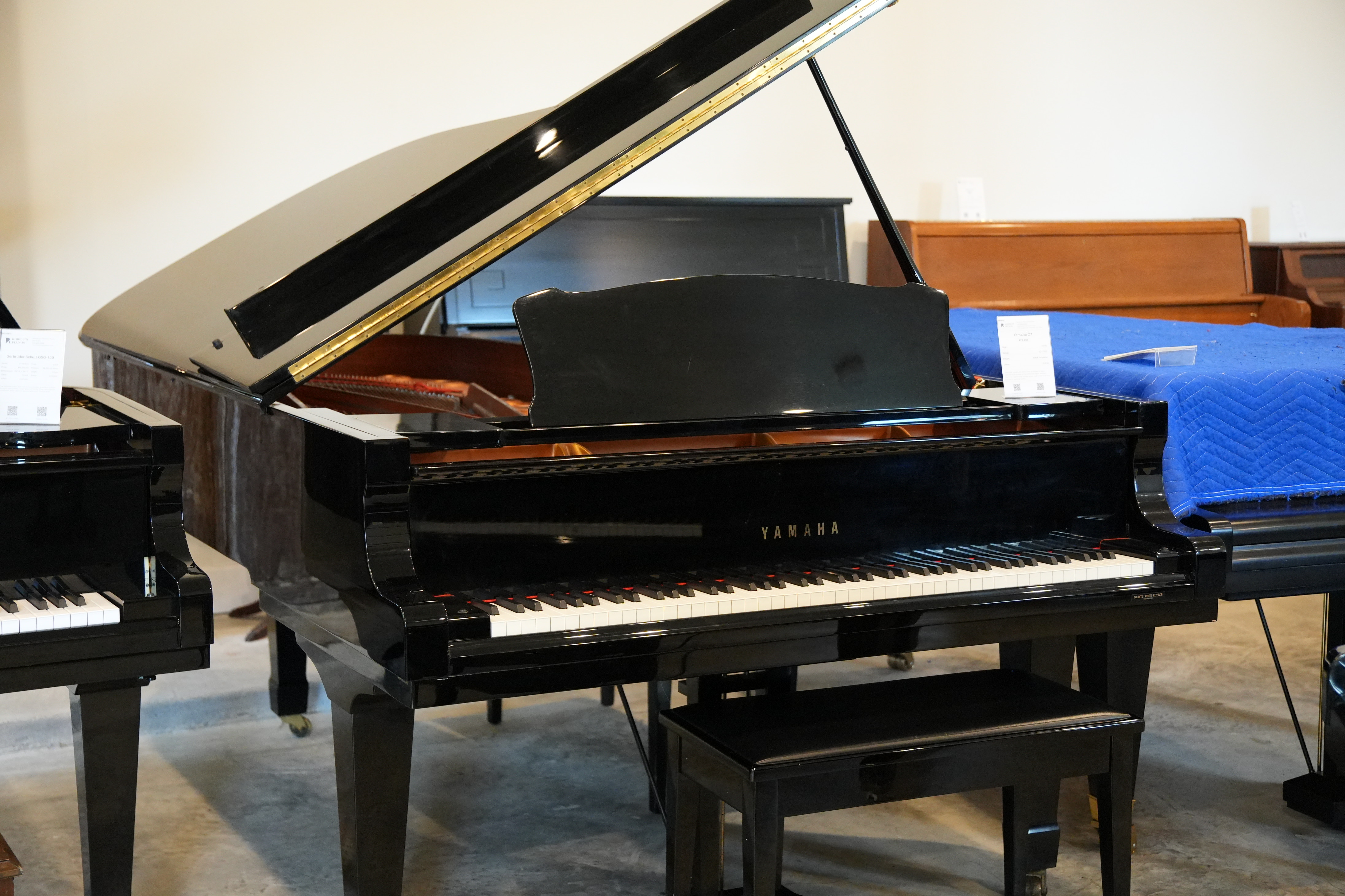 Yamaha C7 Grand Piano in Black Polyester – Featured instrument – Roberts Pianos Houston