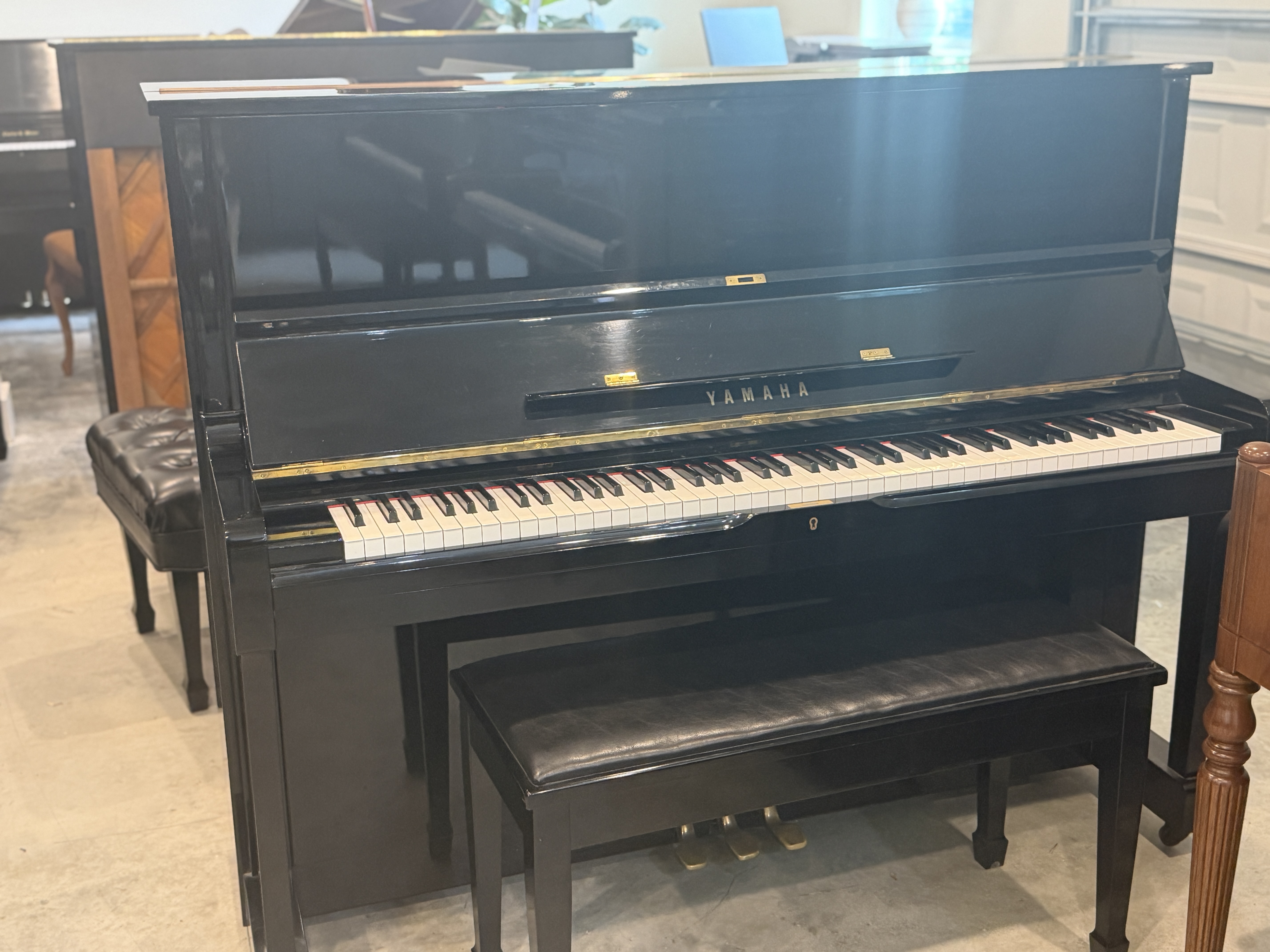 Yamaha U1 Upright Piano in Black – Featured instrument – Roberts Pianos Houston