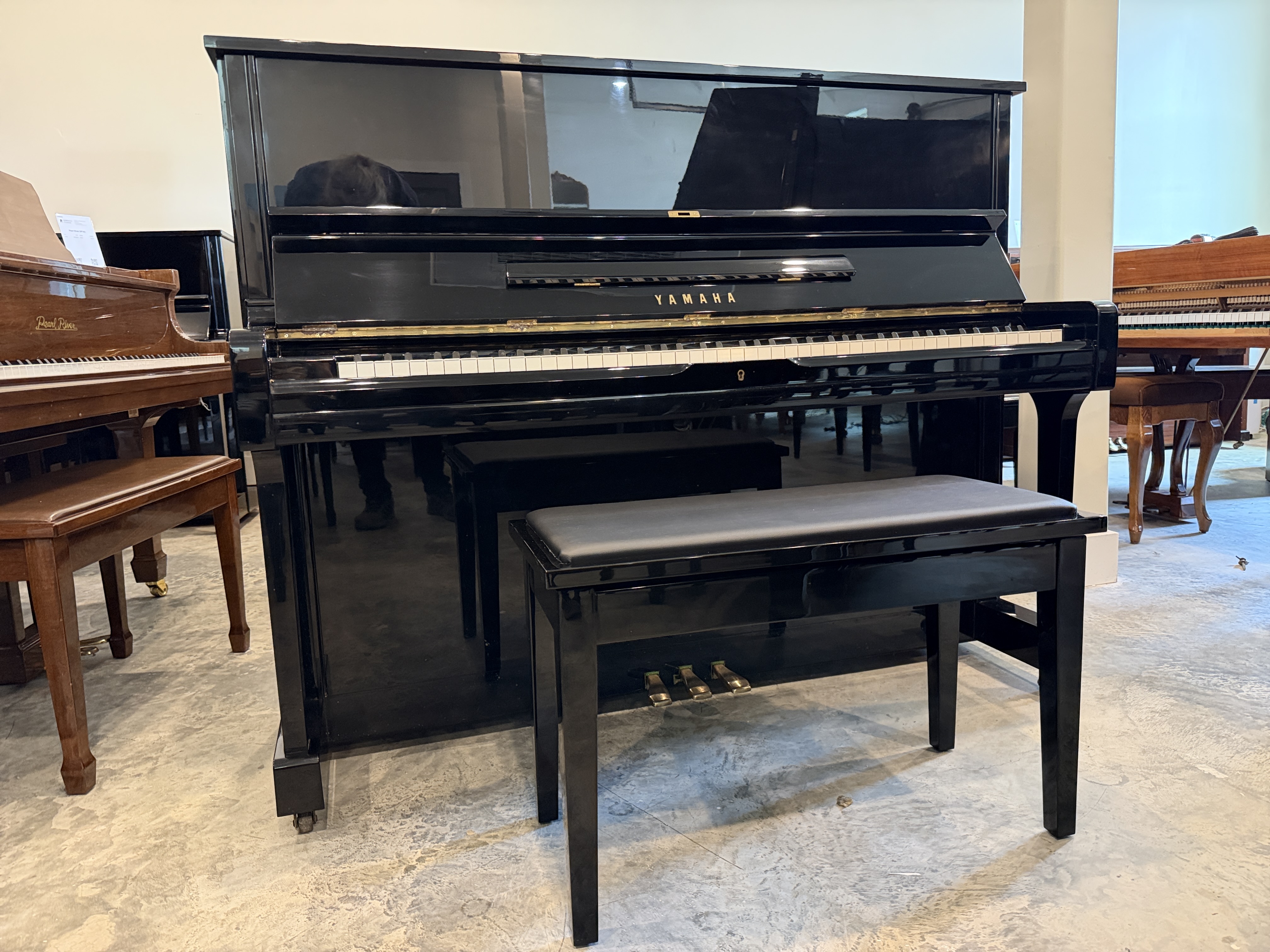 Yamaha U1 Upright Piano in Black Polyester – Featured image – Roberts Pianos Houston