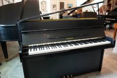 Yamaha Upright Piano in Ebony – Inventory thumbnail – Roberts Pianos Houston